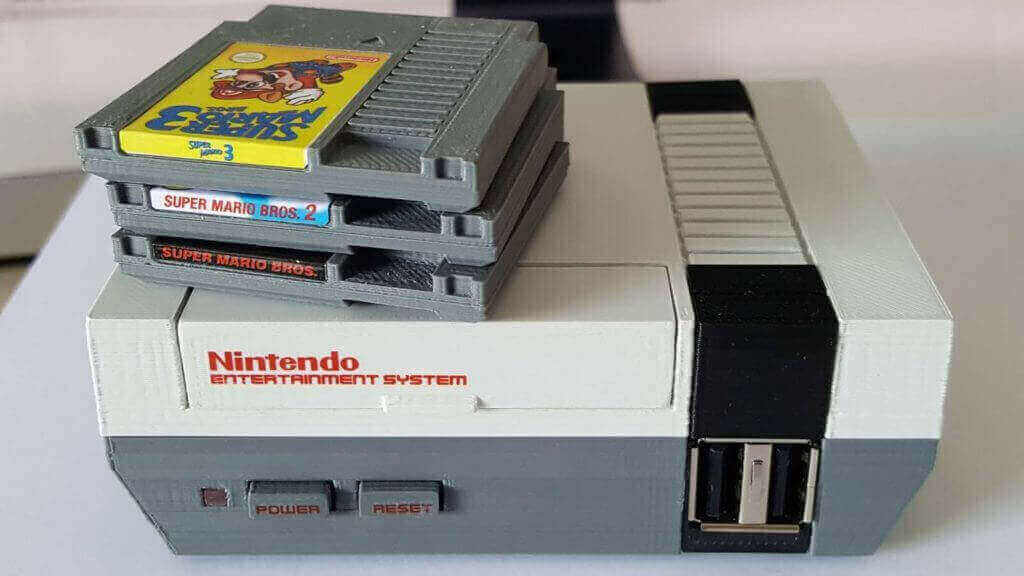 Photo de Boîtier RetroPie: MiniNES (console rétro Nintendo)