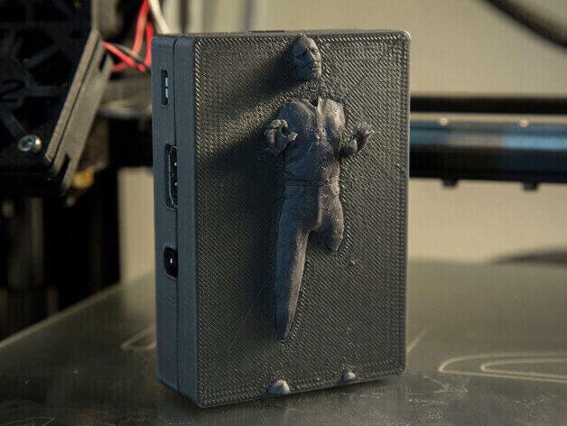 Photo de Boîtier RetroPie - Bonus n°2: Han Solo gelé dans la Carbonite (boîtier rétro)