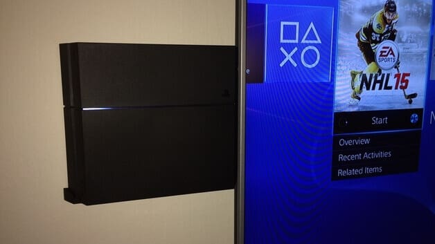 Image of Best PS4 Mods and Accessories to 3D Print: PS4 Wall Mounting Bracket