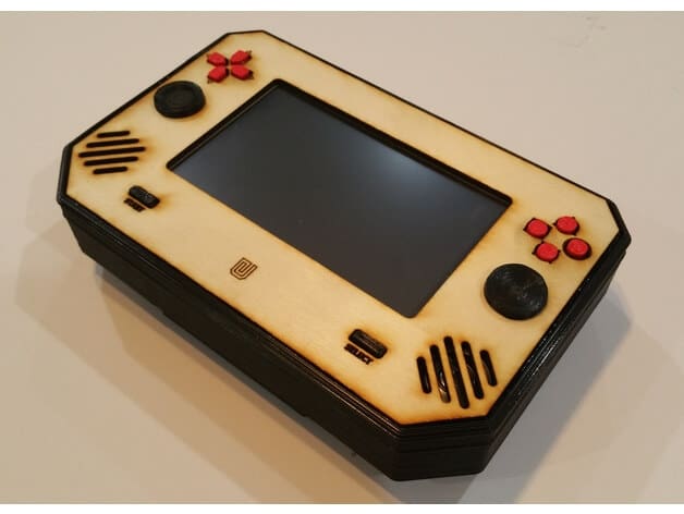 Photo de Boîtier RetroPie: PortaBerry Pi Ultra (Émulateur de jeux portable pour Raspberry Pi)