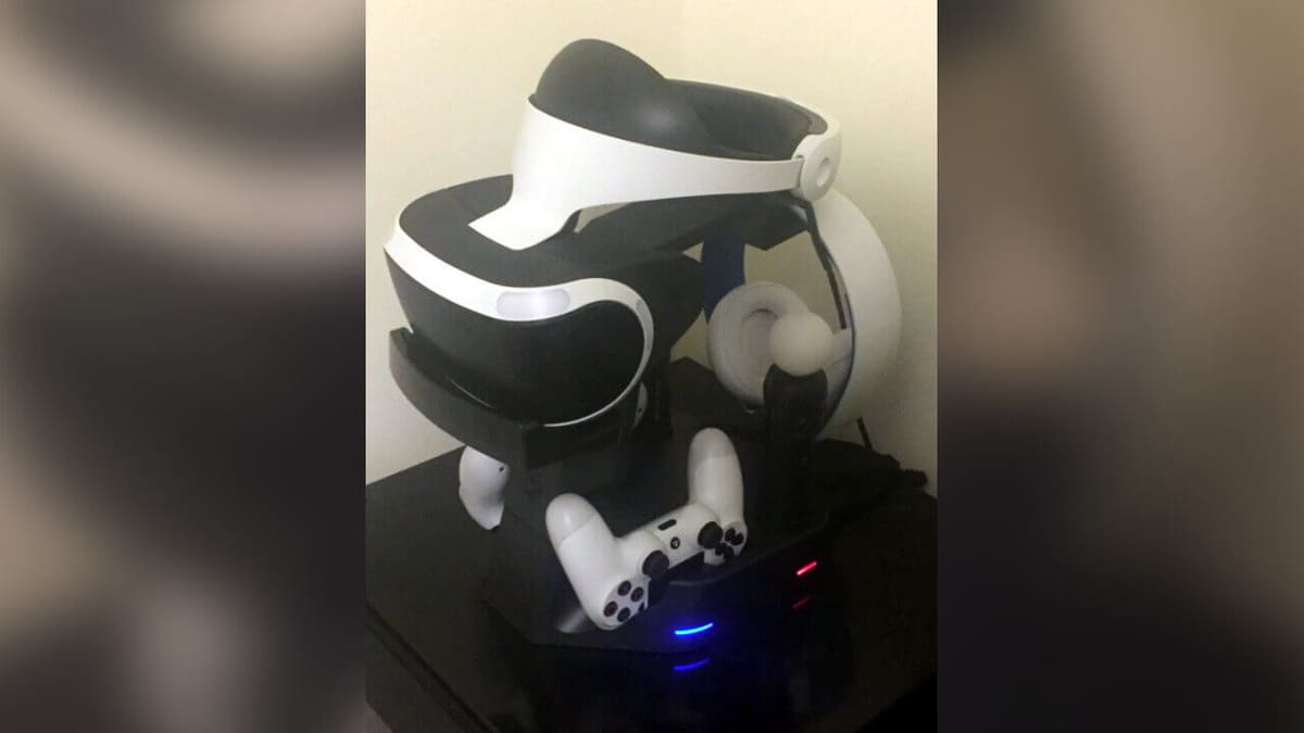 Image of PSVR Stands & Accessories to Buy or DIY: Collective Minds PSVR Showcase