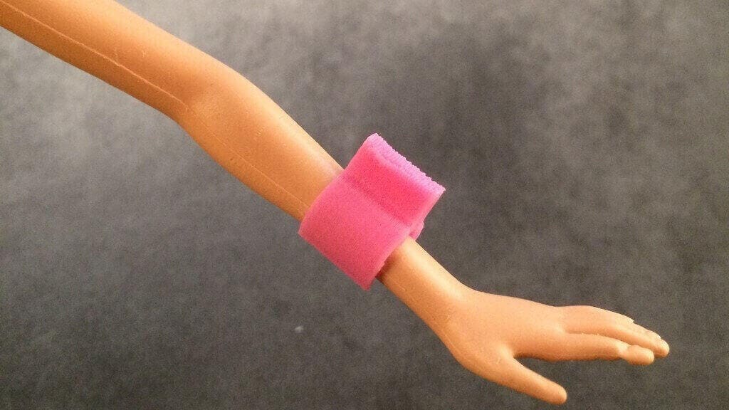 Image of DIY Barbie Accessories: Aegis Clip