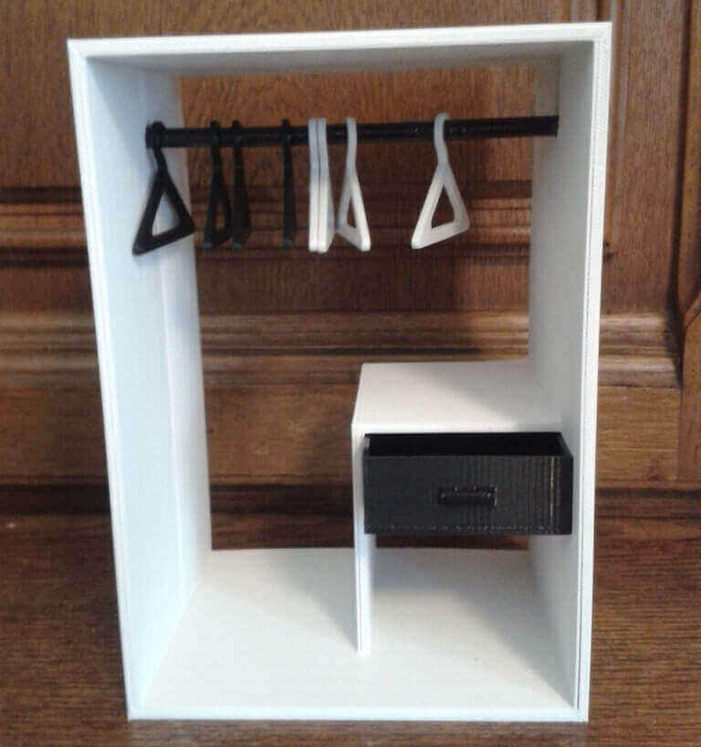 Image of DIY Barbie Accessories: Wardrobe