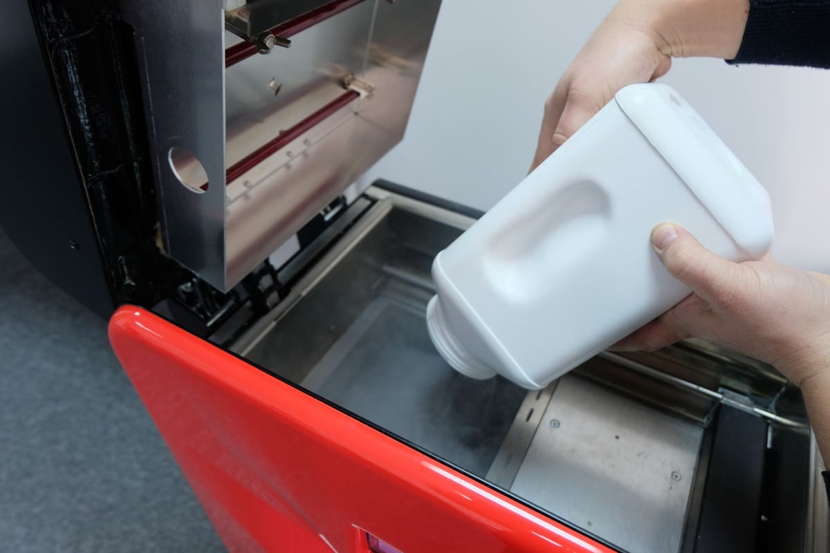 Image of Sinterit Lisa 3D Printer Review: Printing Process