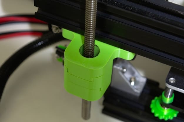 Image of Tevo Tarantula Upgrades and Mods: Oldham Coupler for Tevo Tarantula