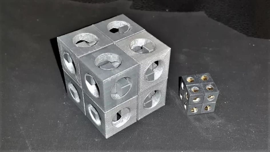To solve this puzzle, you have to correctly assemble the many square and axis pieces
