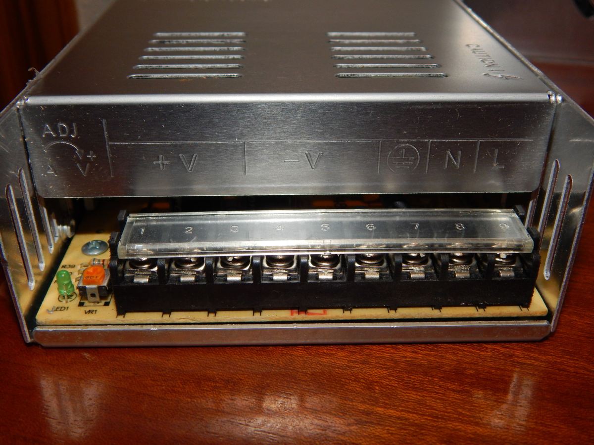 The screw terminals on an LED PSU.