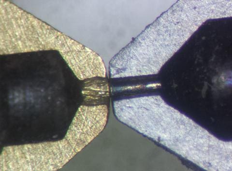 Visible nozzle wear.