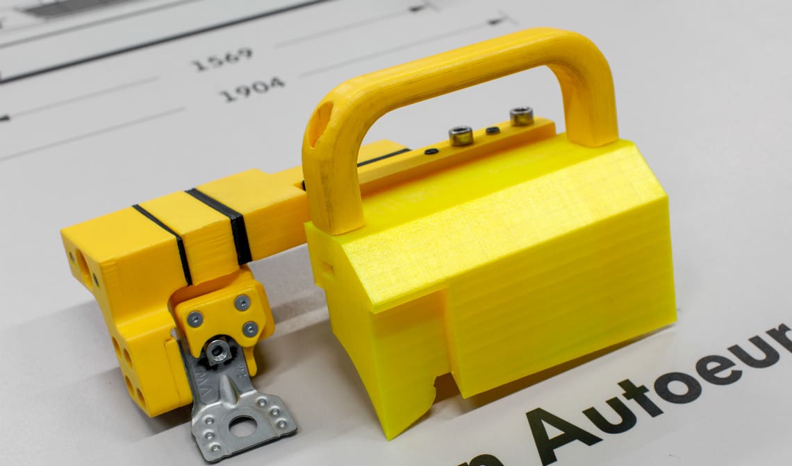 3D printed jig used in Volkswagen Autoeuropa's facilities
