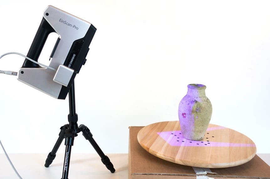 3D scanning requires multiple perspectives.