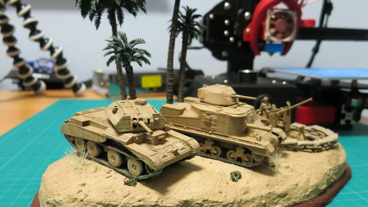 Recreate scenes on your desk!