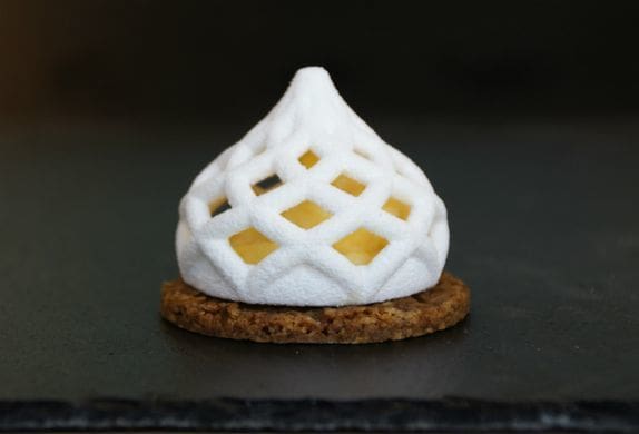 A lemon meringue tart, courtesy of a 3D Chef printer.