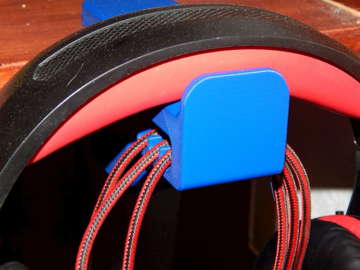 The headphone holder, in use.