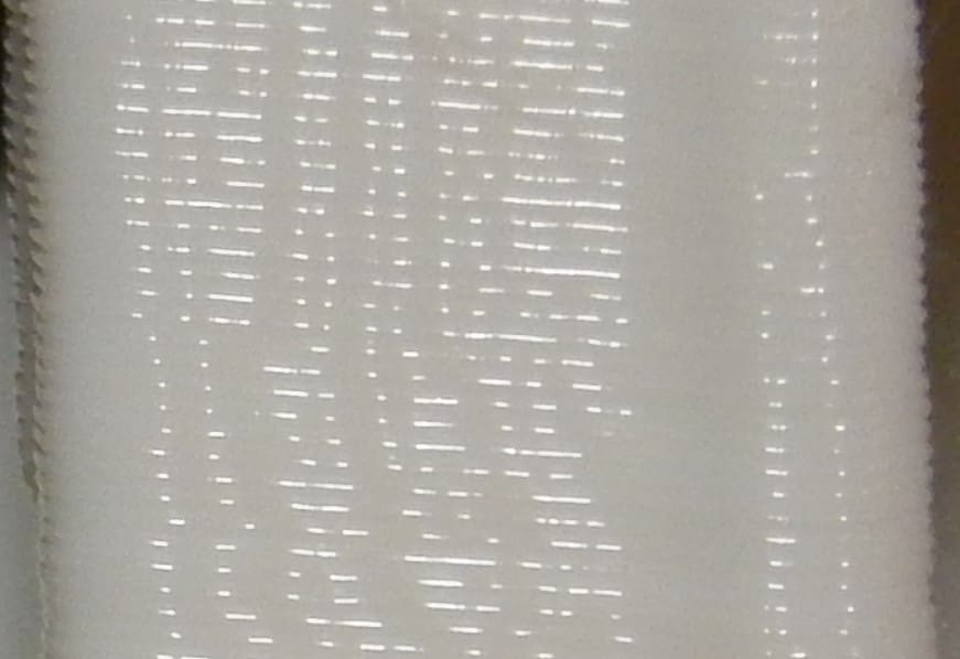 Seamless, even layers show good adhesion.