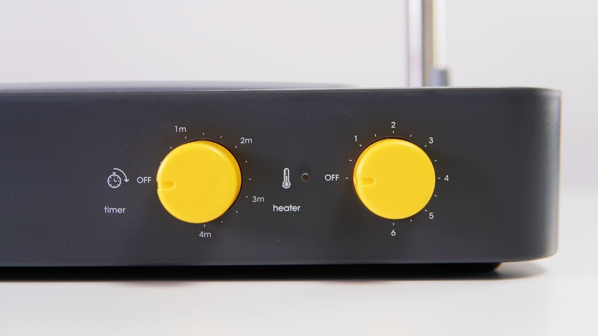 Image of Mayku Formbox Vacuum Former: Hands On: Hands On