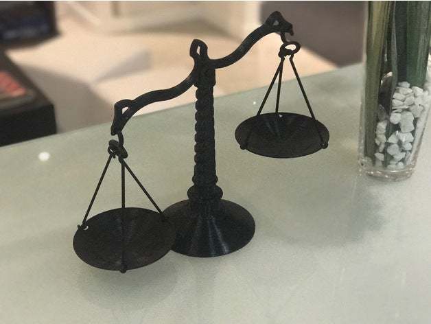 Balanza Juridica (Lawyer Scale)