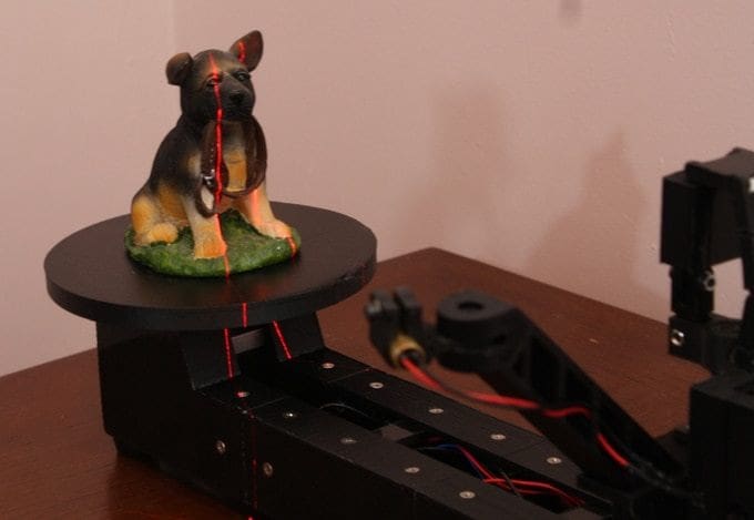 Scanning using an infrared ATLAS 3D scanner.