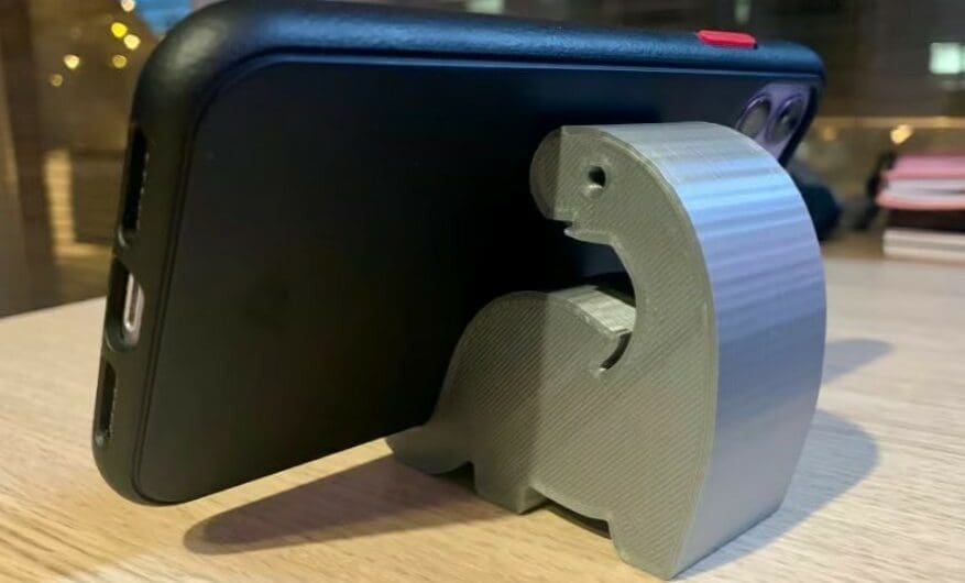 Let this stand give you (and your phone) a hand