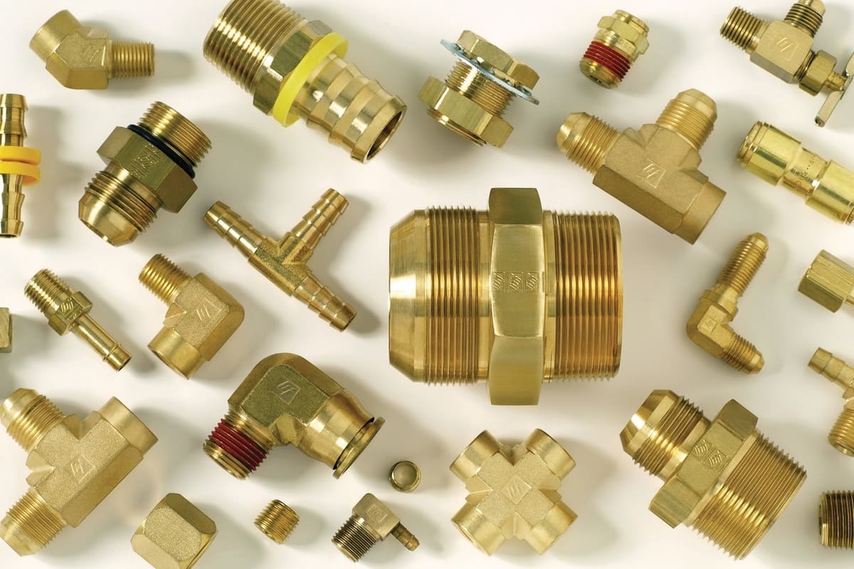 Various brass hydraulic fittings.