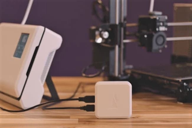 The Canvas Hub, hooked up and ready to go!