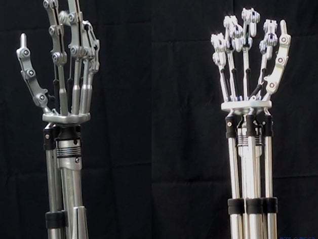 This model is based on the design seen in the original film, and it works!