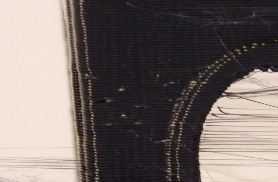 The close-up of our 3DBenchy shows clean layering (note the strings).