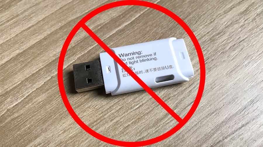 The USB stick included with the Photon is not considered to be the highest of quality