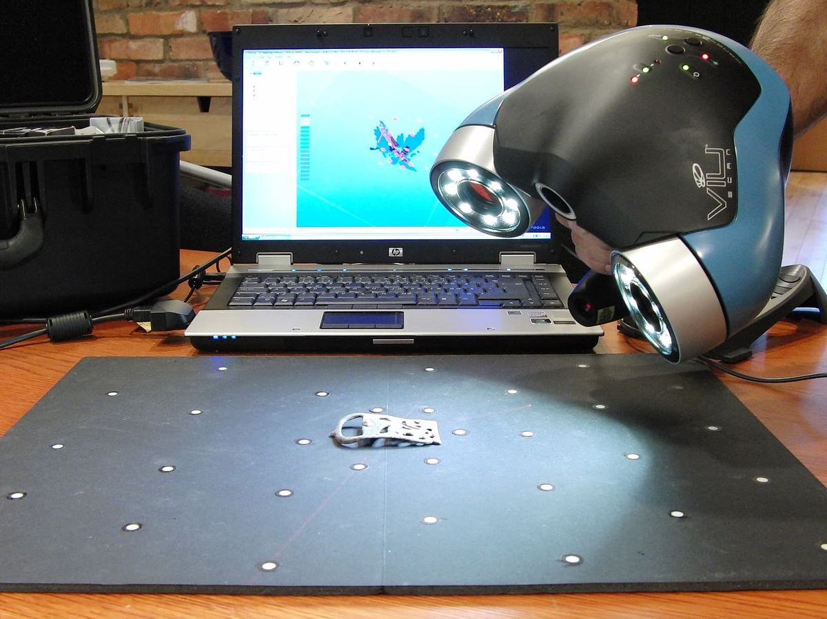 Even smaller pieces can be 3D scanned