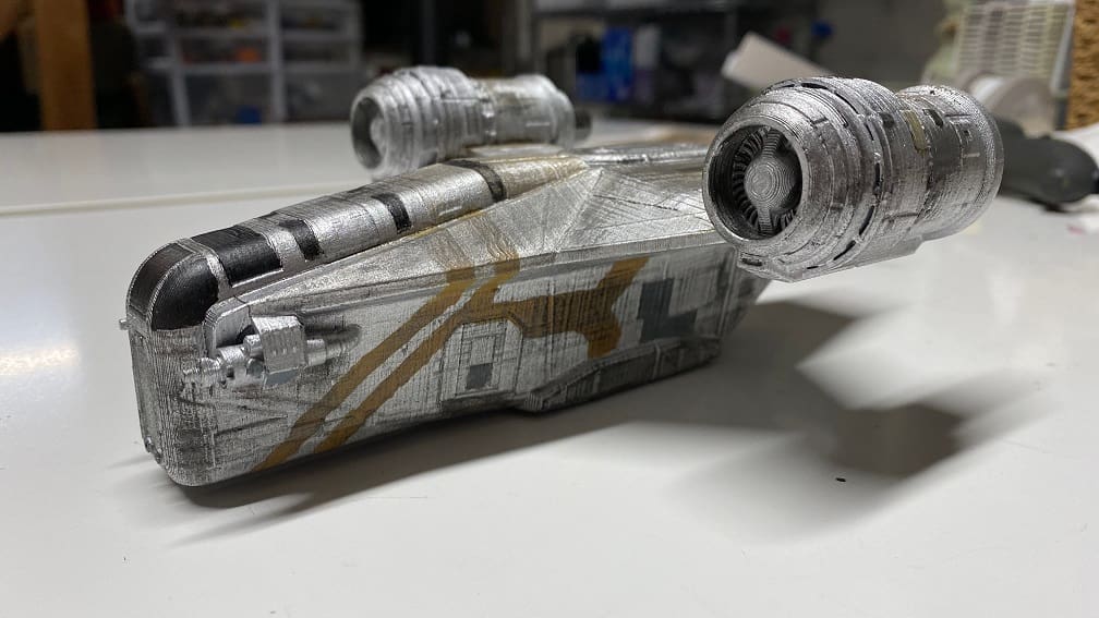 Image of: 24. Razor Crest Ship