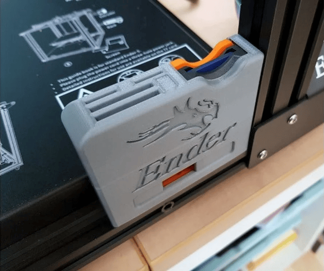 Photo de Améliorations de la Creality Ender 5 - Upgrades et Mods : Boîtier adaptateur pour carte SD