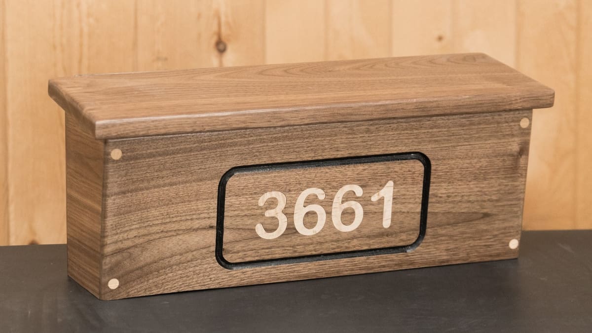 Image of: Personalized Mailbox
