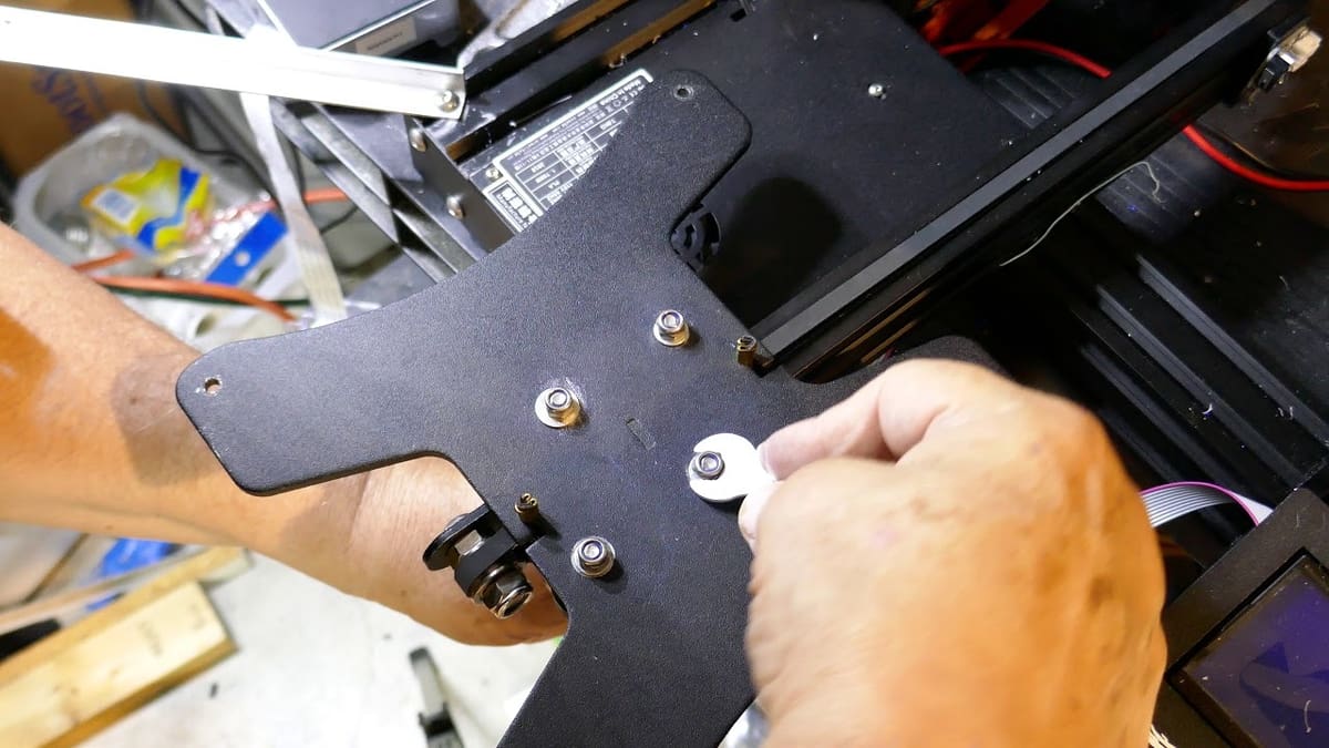 Stabilize the bed with adjusting the wheel bearings