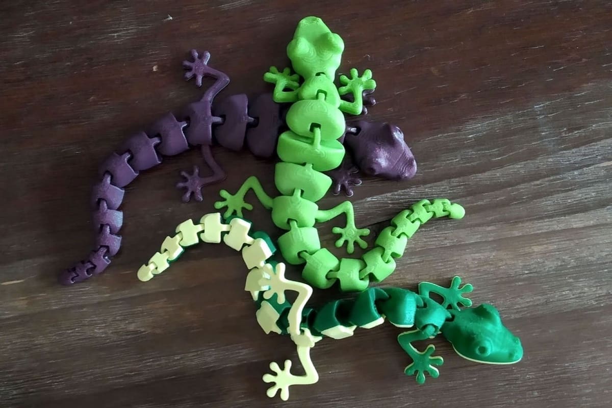 Articulated lizards for all your reptilian needs