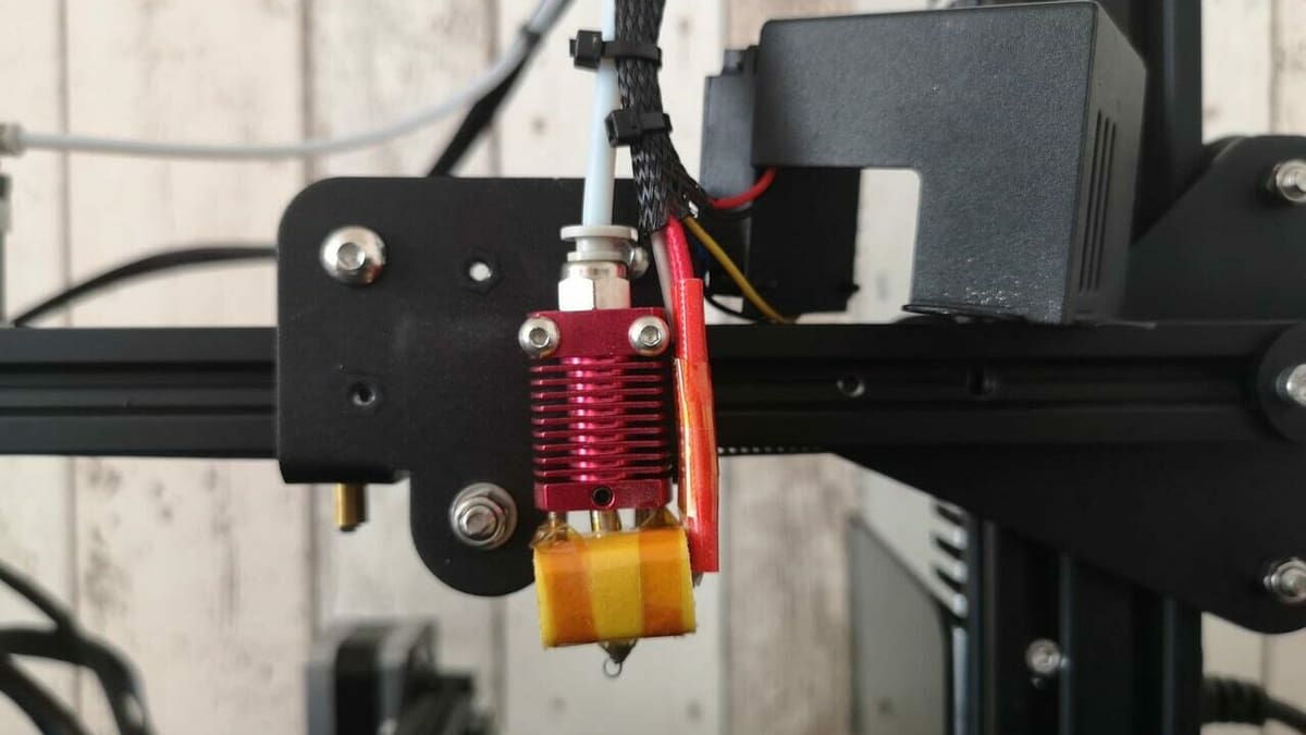 A bent heat break causing misalignment in the filament path