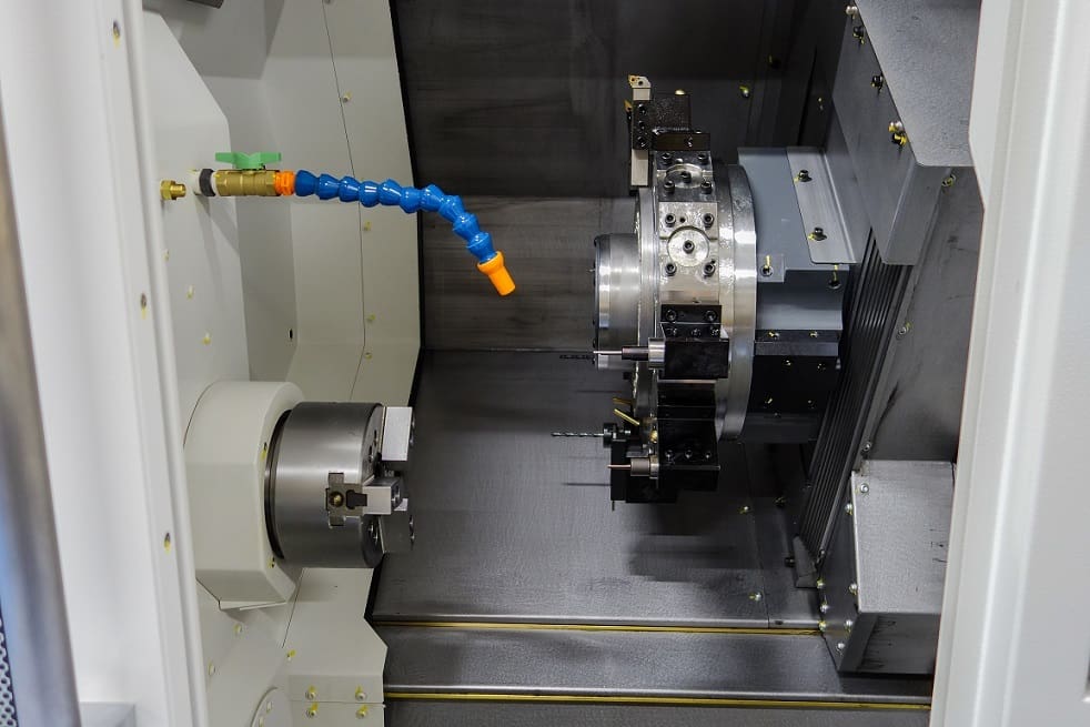 This is a relatively common setup with CNC lathes