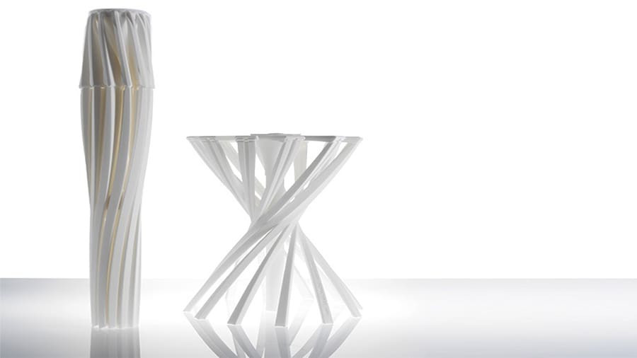 The One_Shot stool can be collapsed with an easy twisting motion