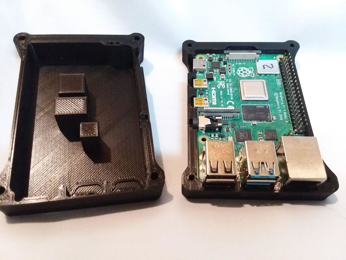 A simple Raspberry Pi enclosure