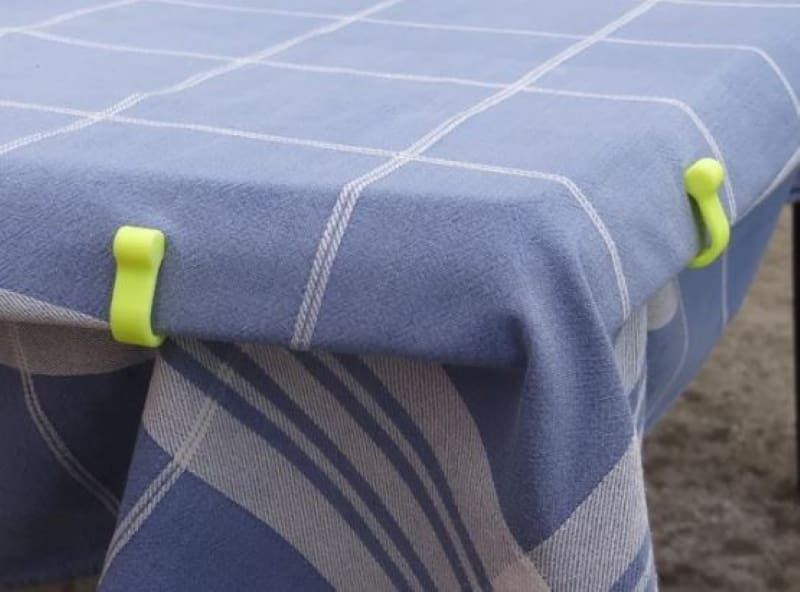 Get rid of wrinkles in your tablecloth