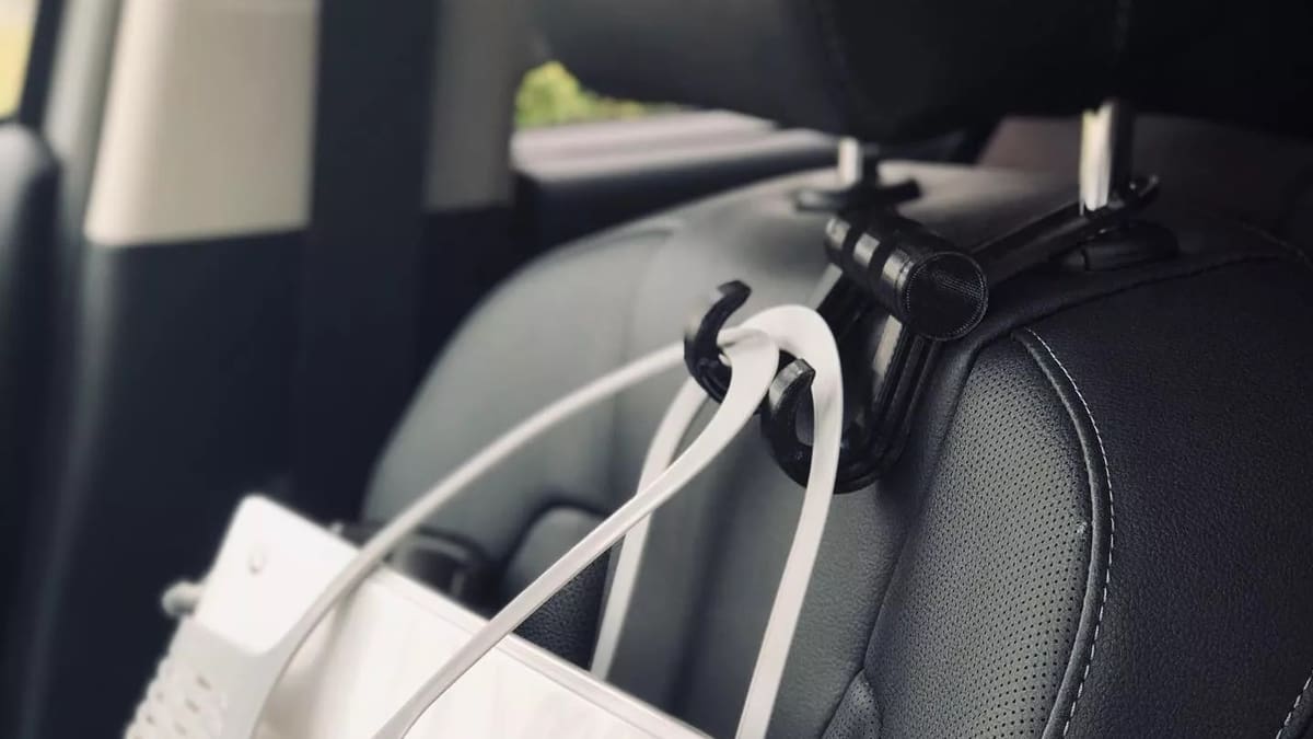 Image of: 4. Bag Hanger