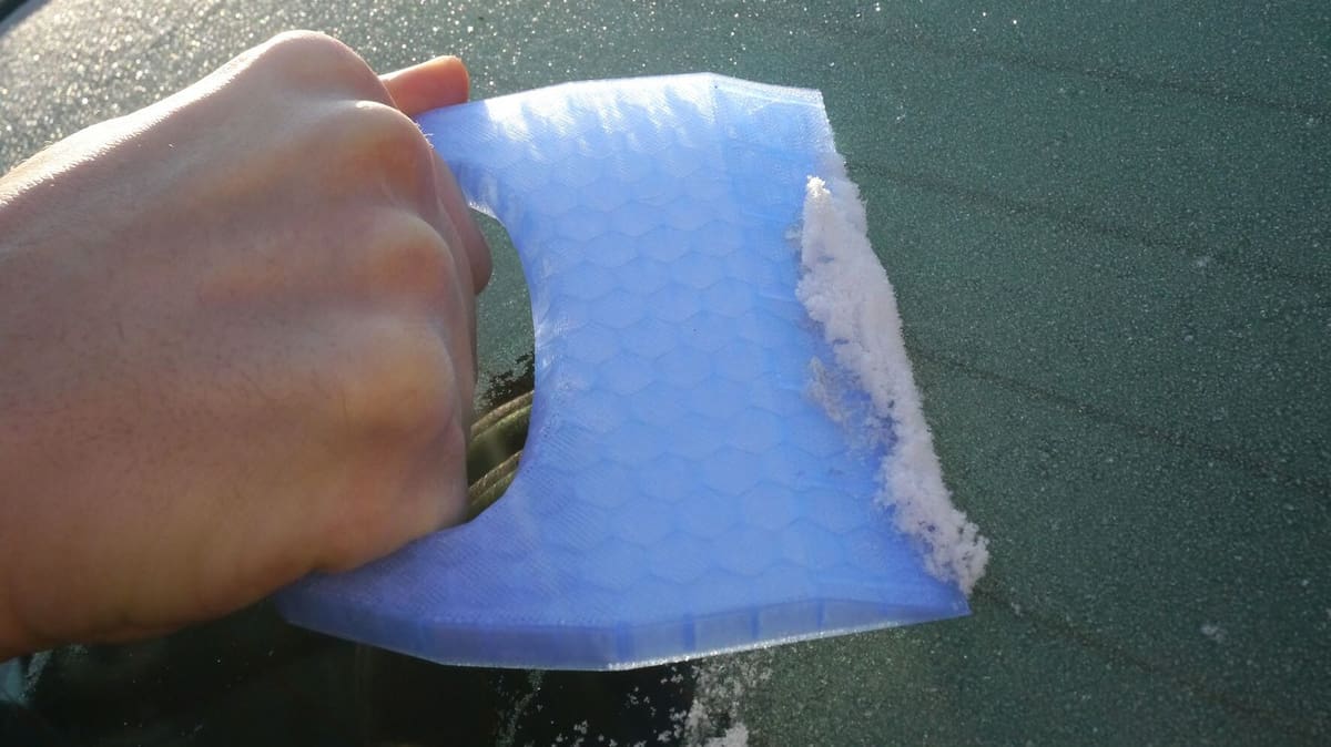 Ice isn't a problem for this strong scraper