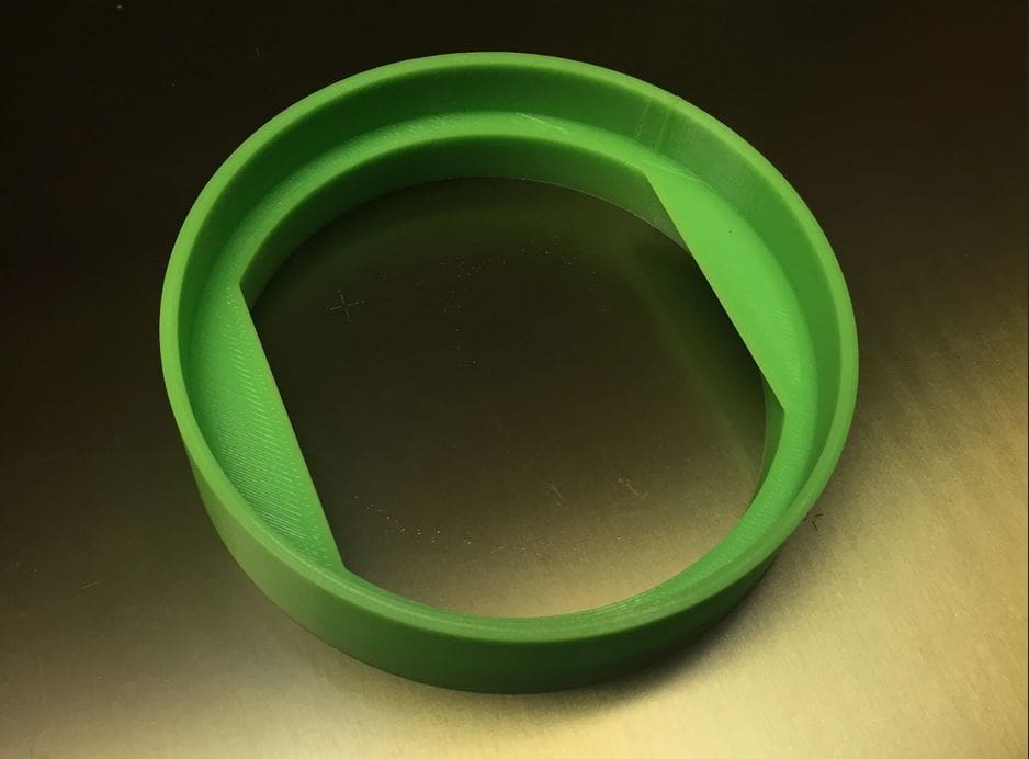 This handy little print fits on a PVC or cardboard tube to help you pick up balls