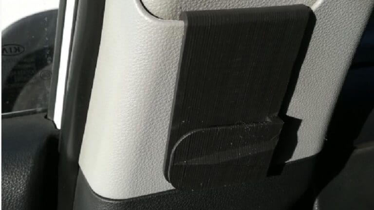 Keeping seatbelts in place