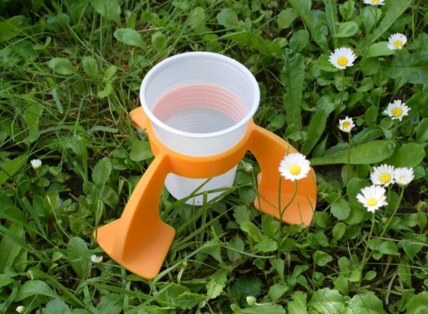 Finally a place to lay your drink down safely outside