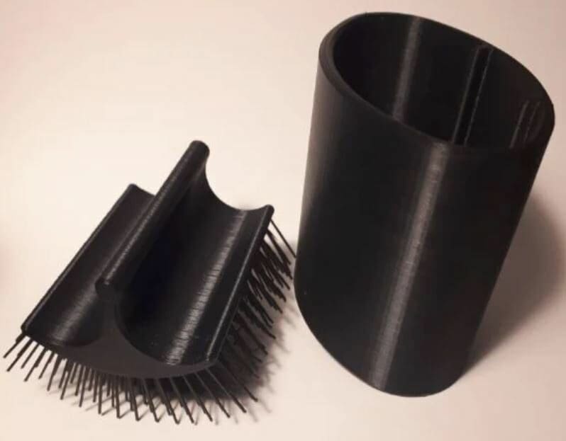 Yes, it's a real hairbrush