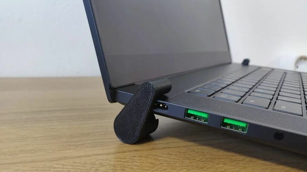 A stand that you can put in your pocket