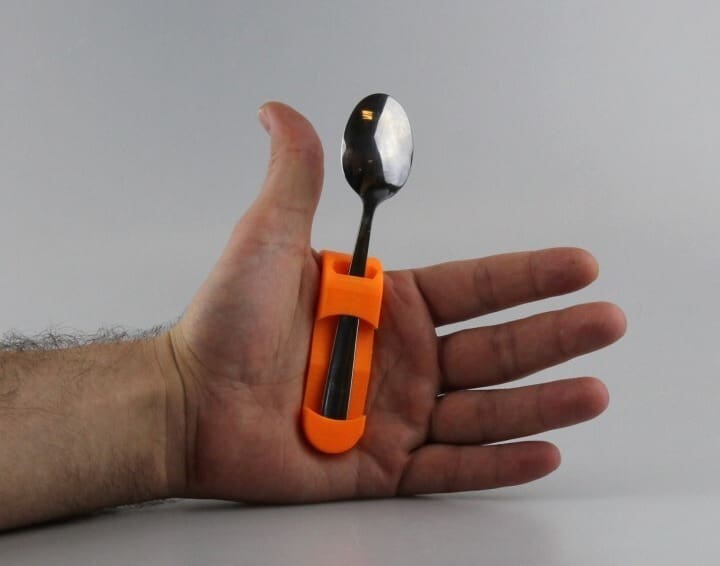 This support design for utensils is an easy print