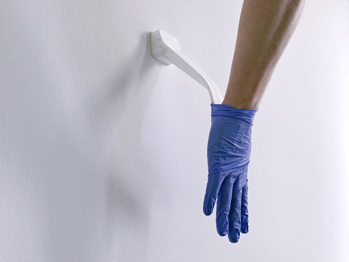 Contactless glove removal with this 3D print