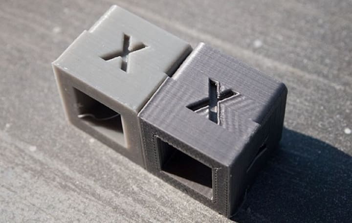 Ringing artifacts (right) caused by high printing speeds