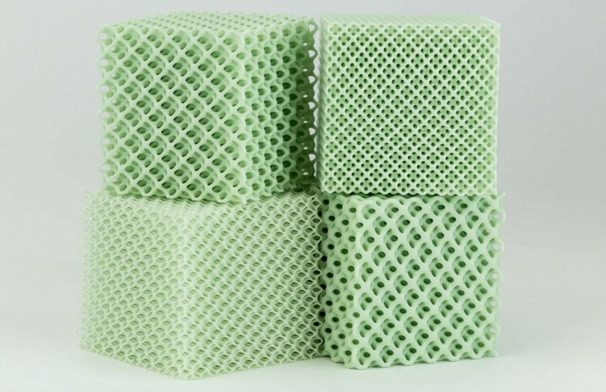 Test lattice structure cubes featuring different densities