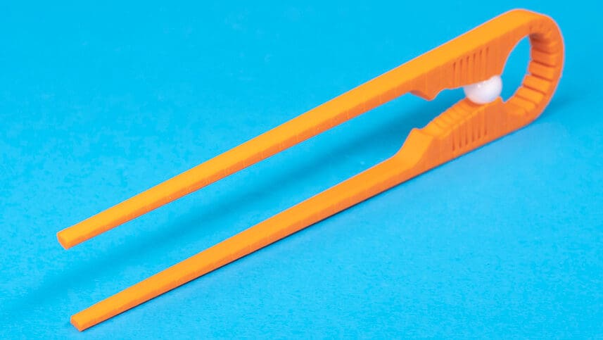 The Transforming Chopsticks require a 14-mm marble as pivot